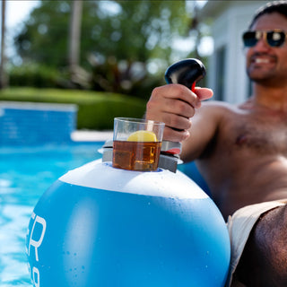 Motorized Luxury Pool Lounger // Splash Runner Pro 2.0